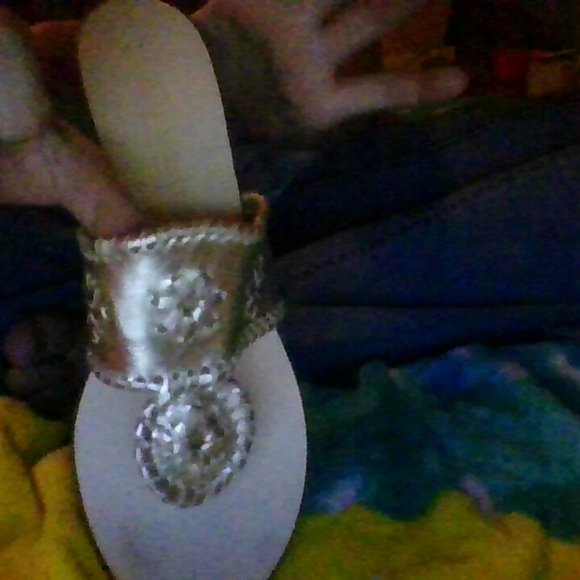 gold wedges - Picture 3 of 3